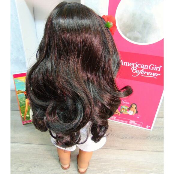 NEW American Girl 18" NANEA DOLL In MEET OUTFIT Necklace Barrette Shoes Book BOX - Picture 3 of 12